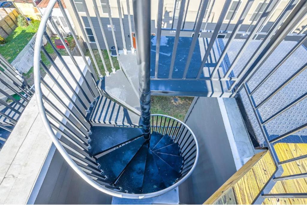 Spacious 3bedroom Duplex With Rooftop Deck! Apartment Washington